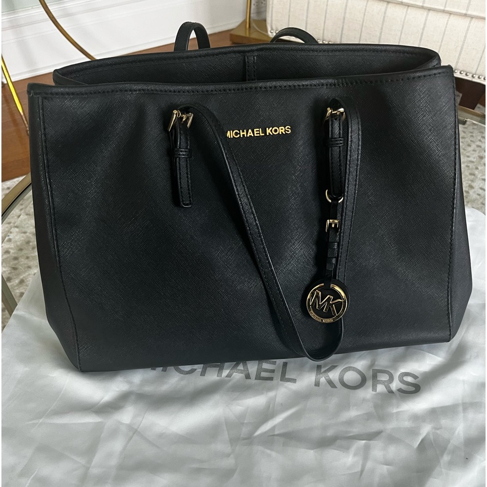 Brand New leather michael kors bag